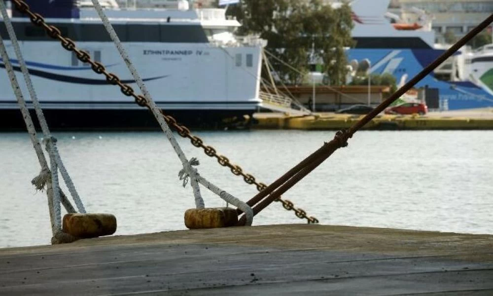 Κορωνοϊός: Σε καραντίνα στα σπίτια τους στη Λήμνο 127 επιβάτες του Blue Star Μύκονος